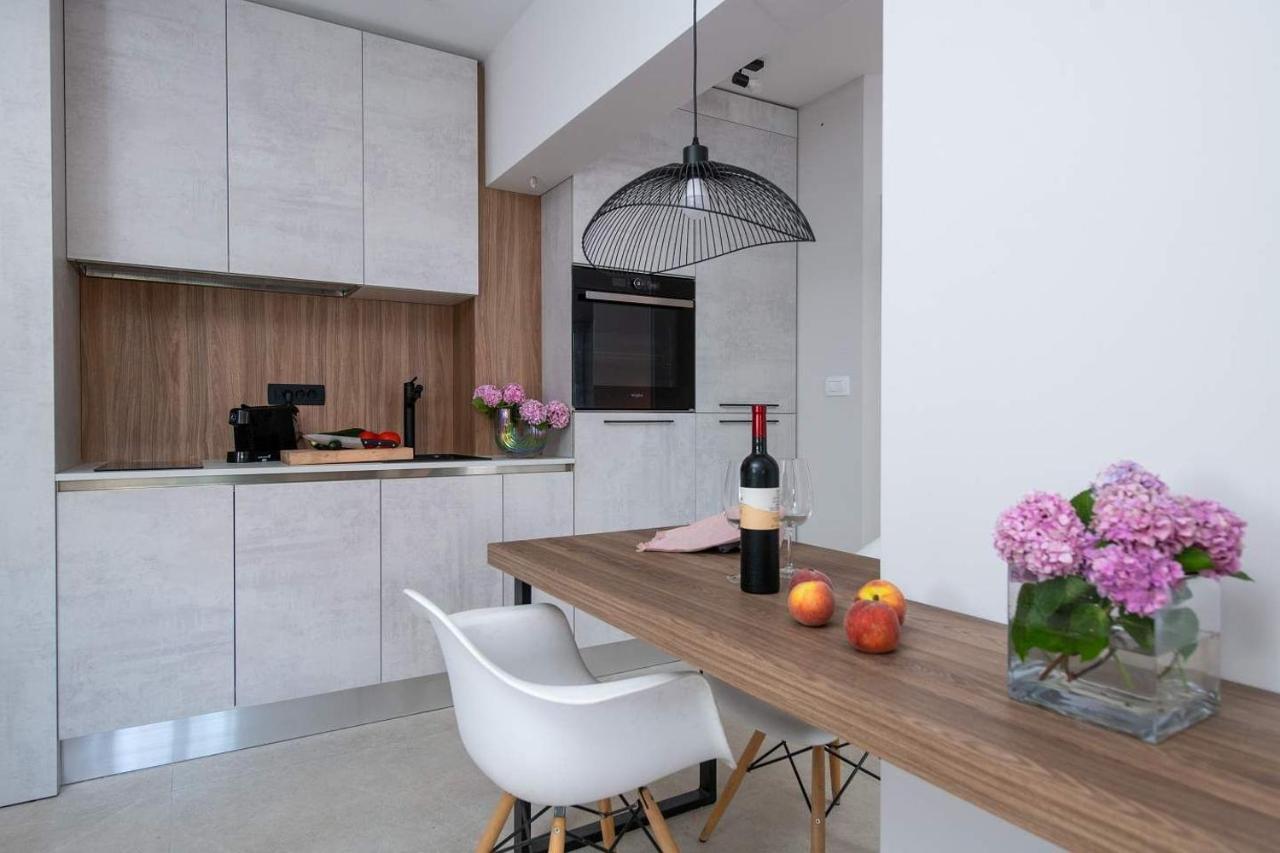 Studio Nevera Apartment *